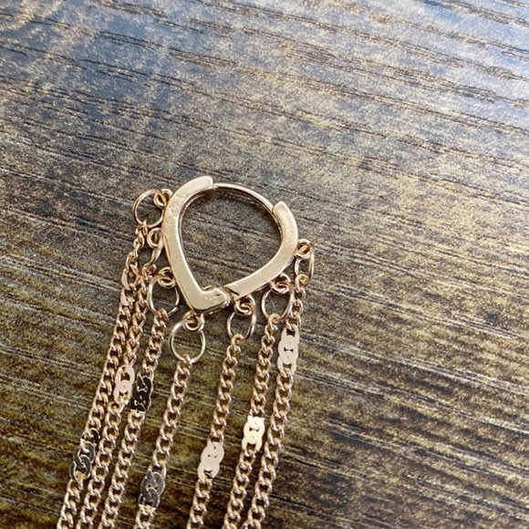 Elegant Gold Various Length Chain Dangle Earrings - Picture 7 of 8